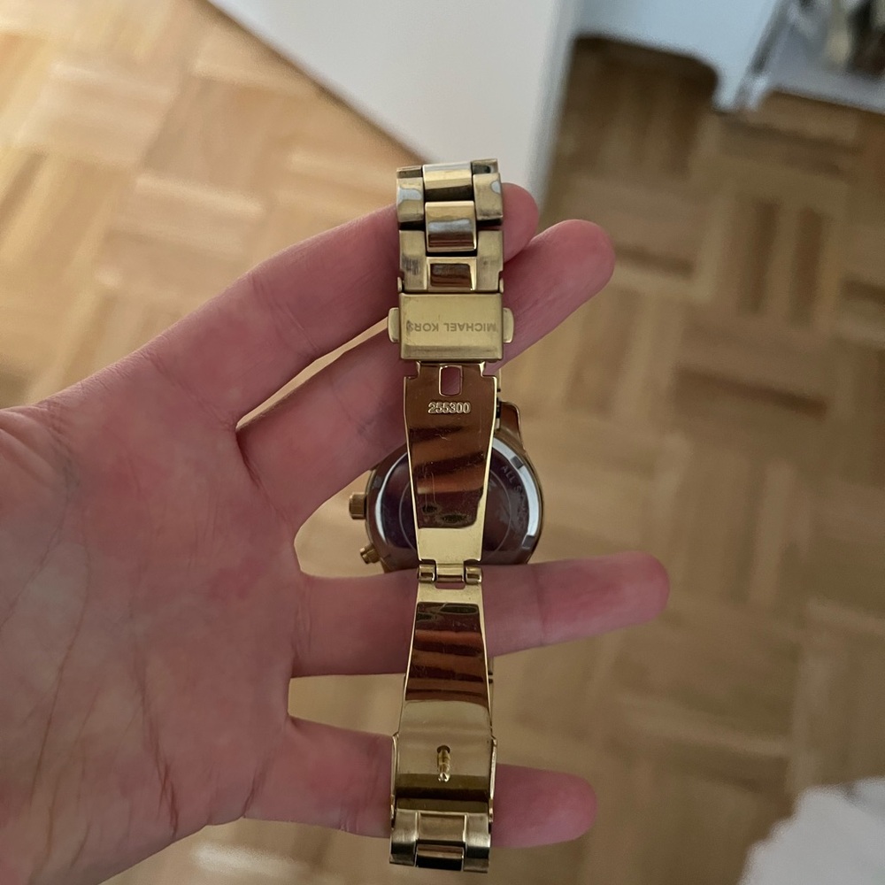 Michael Kors Gold Chronograph Watch with Stainless Steel Bracelet - Picture 3 of 9